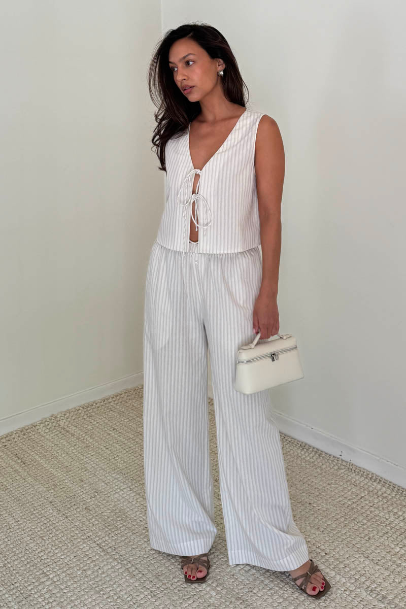 Serena Tie Front Top