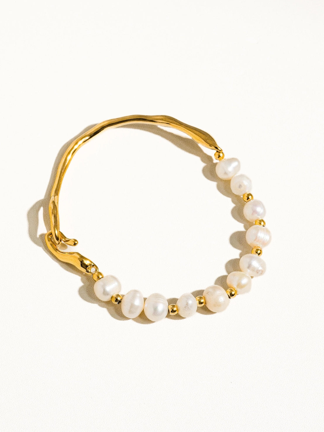 Olivia Natural Pearl Bracelet